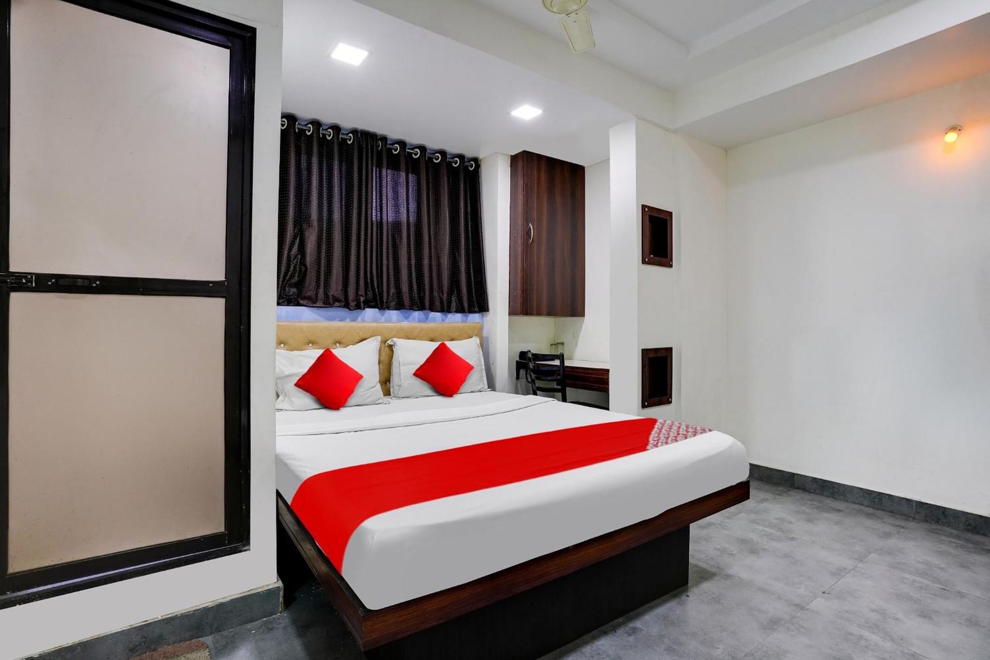 Hotel O Ashwi Navi Mumbai Buitenkant foto