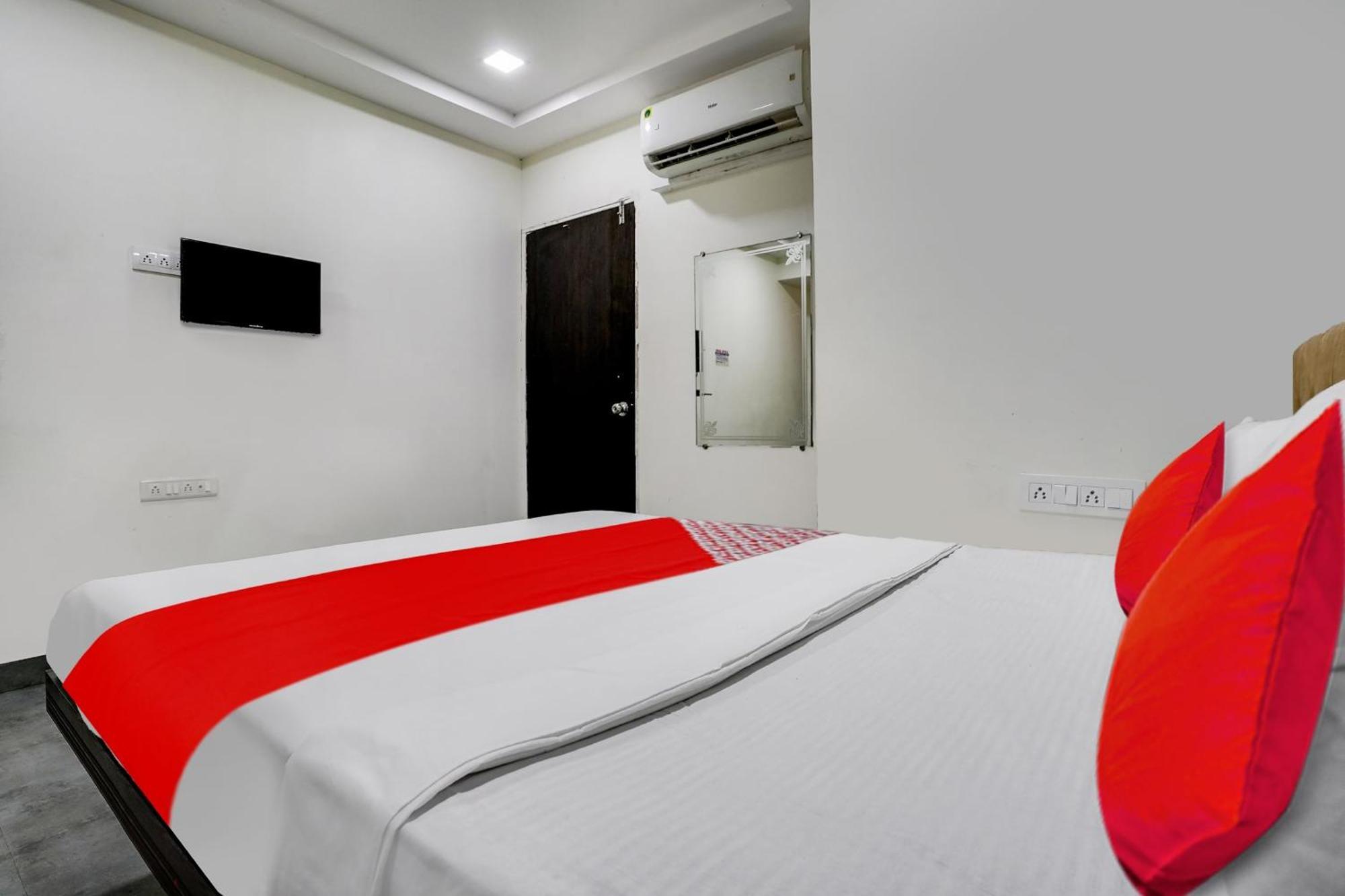 Hotel O Ashwi Navi Mumbai Buitenkant foto