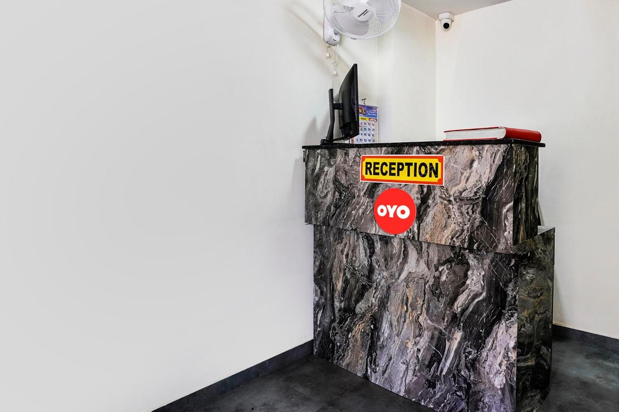 Hotel O Ashwi Navi Mumbai Buitenkant foto
