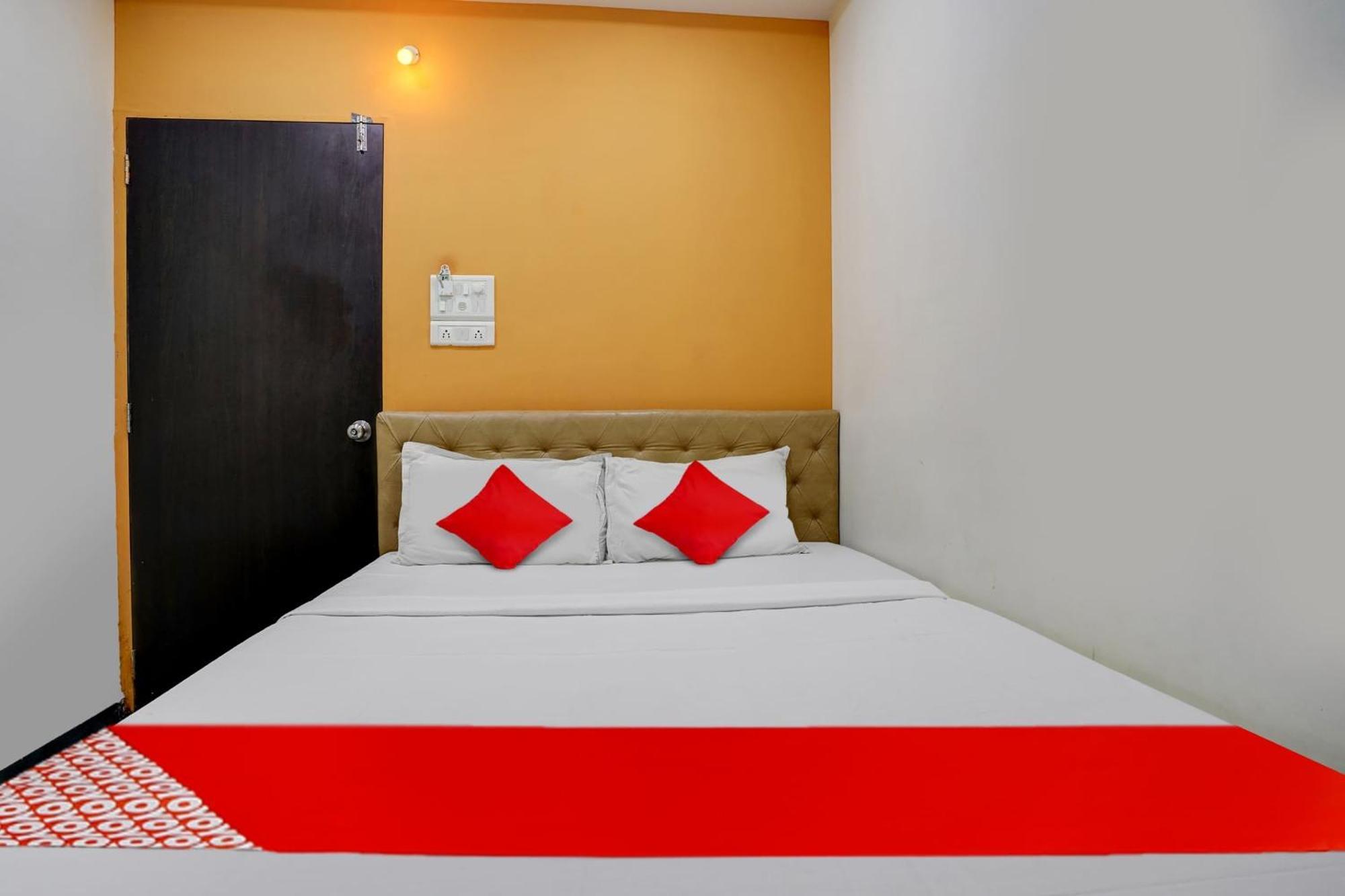 Hotel O Ashwi Navi Mumbai Buitenkant foto